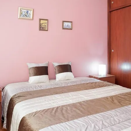 Near To Port Wine Cellars Апартаменты