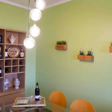 Апартаменты Near To Port Wine Cellars *